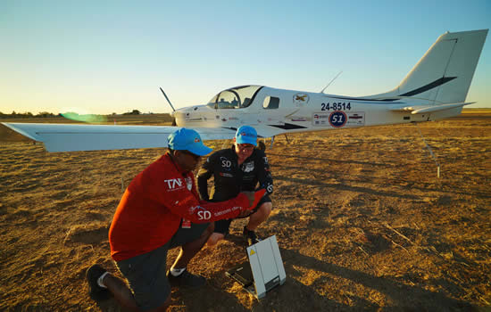 SD keeping Outback Aviator pilots Steve and Shannon in touch as they navigate the Australian Outback.