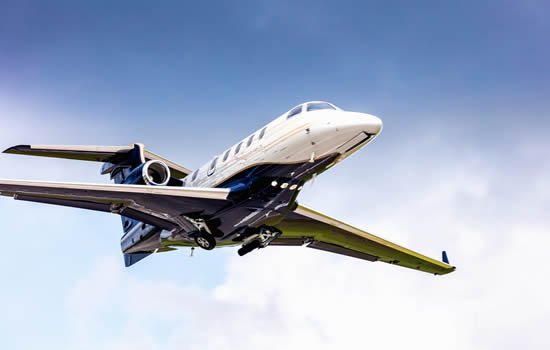 Phenom 300E light jet