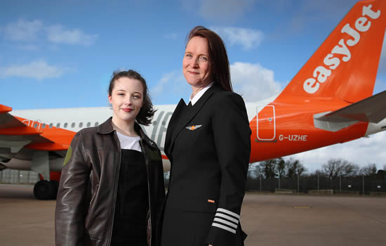 easyJet has offered Ellie mentoring with Line Training Captain Zoe Ebrey, as part of the airline’s ongoing efforts to attract more women into the profession