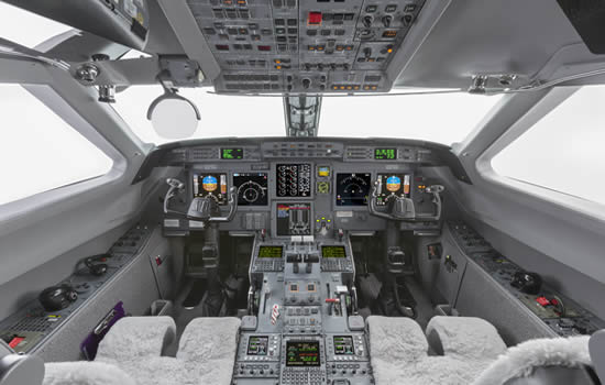 Gulfstream GV cockpit