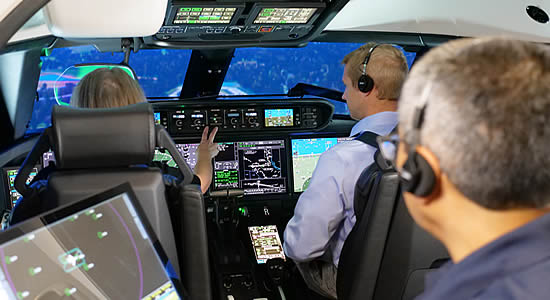 FlightSafety offers EFVS Touchdown and Rollout training for Gulfstream models