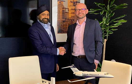 Sukhpal Ahluwalia, Chairman of Dominvs Group, with Dominvs Aviation CEO Chris Mace.