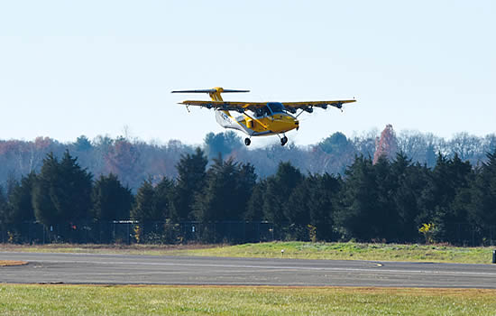 Electra's EL-2 Goldfinch takes off on its first hybrid-electric flight on November 19, 2023.
(Photo: John Langford/Electra).