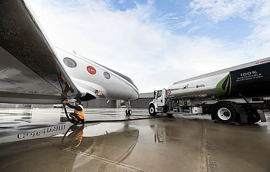 Gulfstream completes world's first trans-Atlantic flight on 100% SAF