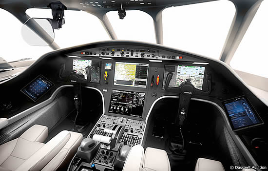 INGENIO EFB in Dassault Falcon 2000 cockpit.
