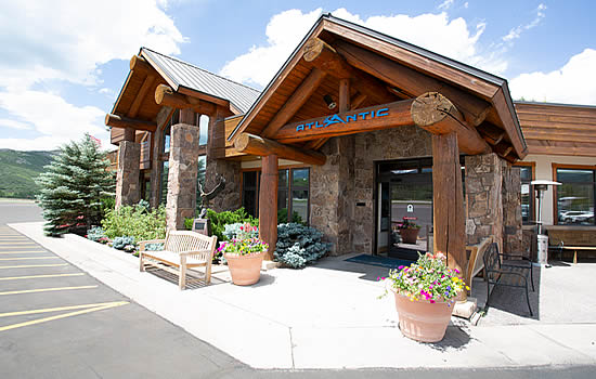 Atlantic Aviation announces completion of a 30-year lease agreement at Aspen/Pitkin County Airport, continuing its partnership with the Aspen community to provide exceptional service experiences and support.