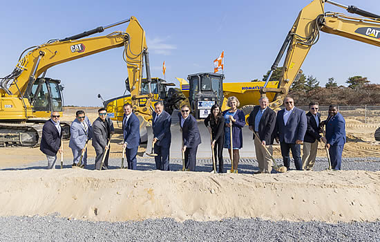 Signature opens newest location at Francis S. Gabreski Airport in Westhampton Beach Signature opens newest location at Francis S. Gabreski Airport in Westhampton Beach