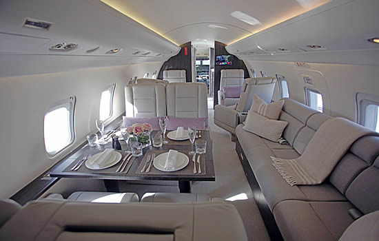 Luxaviation UK welcomes Bombardier Challenger 604 to fleet Luxaviation UK welcomes Bombardier Challenger 604 to fleet