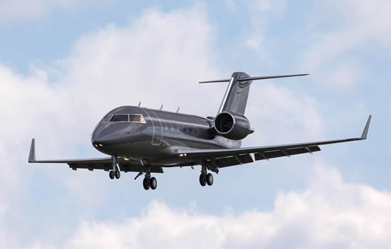 RUAG first in Europe to complete 2020 ADS-B avionics compliance modification on Challenger CL601