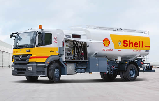 The 20,000-litre refueller features a fully electric fuelling system and pressure control, enabling a significant reduction in diesel consumption when compared to conventional refuellers which use the diesel engine to power refuelling. 